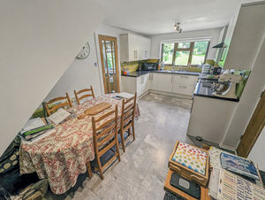 Photo 19- click for photo gallery